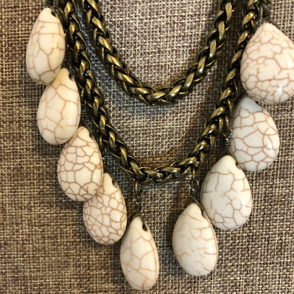 PREMIER DESIGNS “CARMEL” NECKLACE